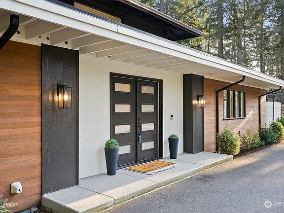 4th image of 12311 Gravelly Lake Drive SW