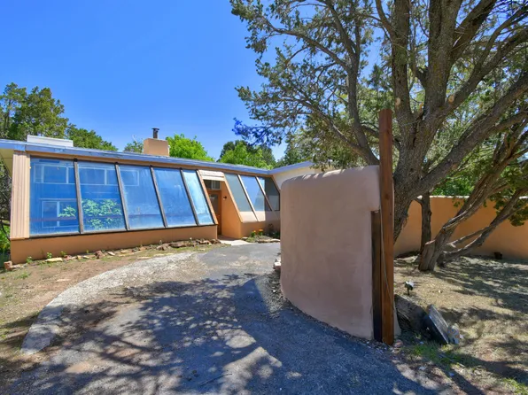 78 Sandia Crest Rd, Sandia Park, NM 87047