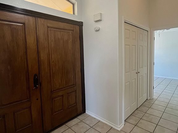 3rd image of 3503 Cuatro Vientos Dr