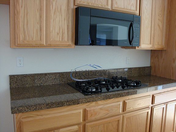 5th image of 2033 Knights Ferry Dr