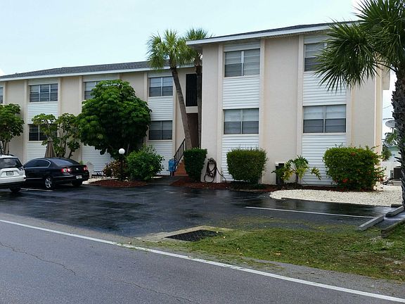 3rd image of 1285 Gulf Blvd