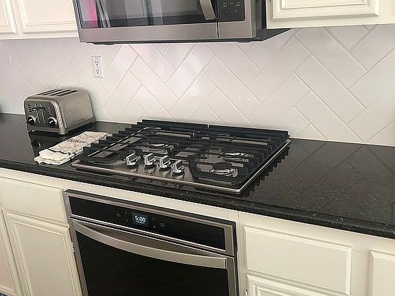 2nd image of 62491 N Starcross Dr