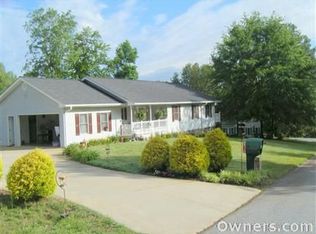 100 Winona Way, Walhalla, SC 29691