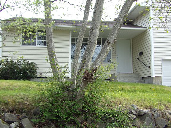 3rd image of 1642 E Fairbanks St