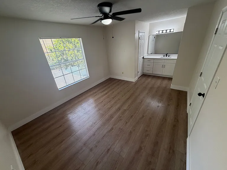 11114 Essex Ridge Ct #11114 — Photo 14