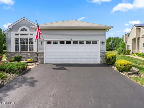 7 Kensington Road, Manchester, NJ 08759