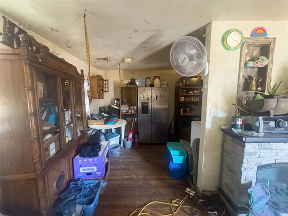 5th image of 929 N Patchin Ave