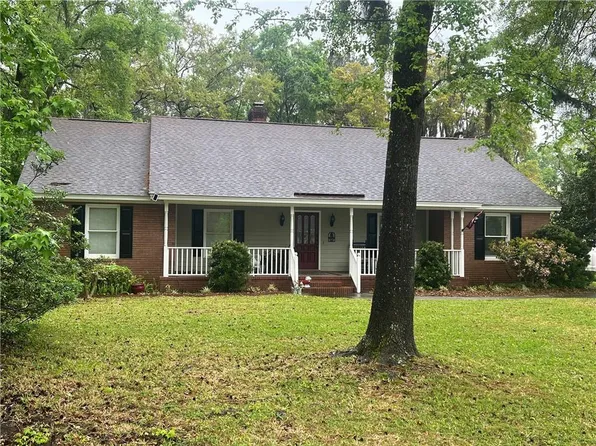 104 Pine View Dr, Brunswick, GA 31523