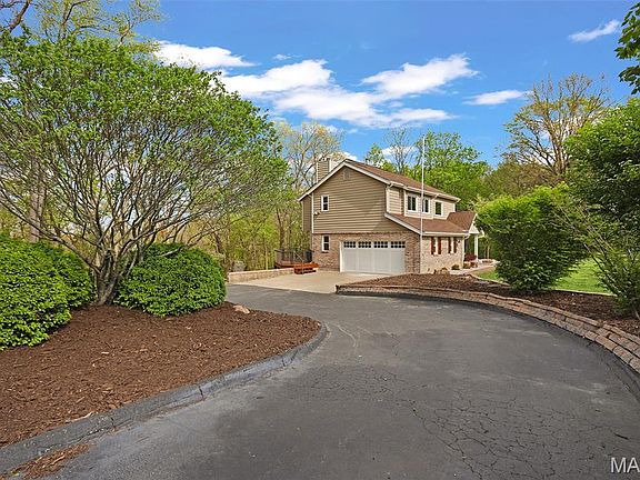 3rd image of 103 Meadow Ln