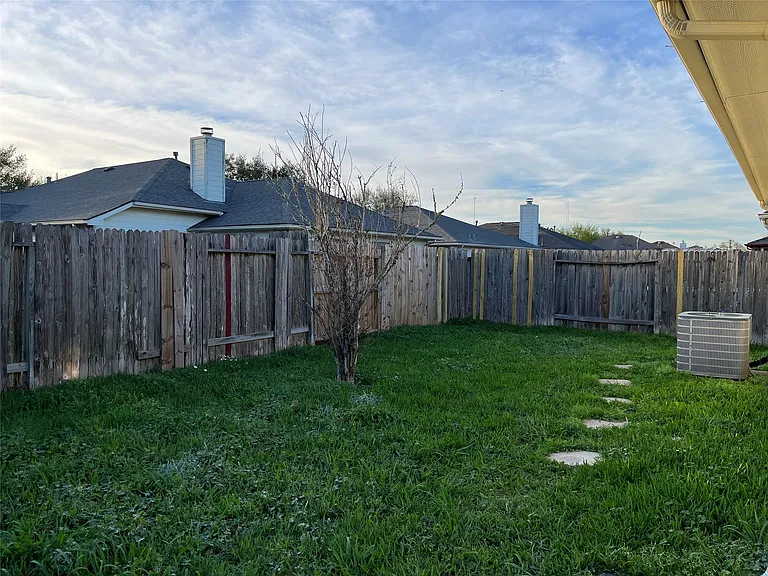 4018 Teal Run Meadows Dr — Photo 12