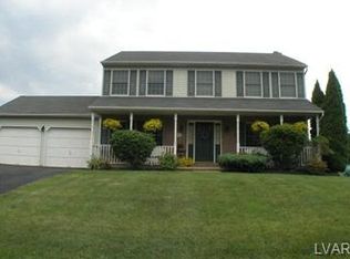 5334 Short Hill Ln, Allentown, PA 18104