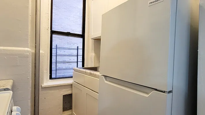 Rented by New York Residence | media 14