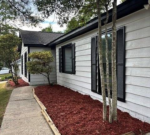 3rd image of 931 Eden St