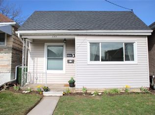 157 Tragina Ave N, Hamilton, ON L8H 5C7