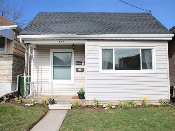 157 Tragina Ave N, Hamilton, ON L8H 5C7