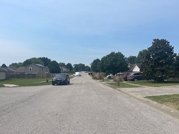 5th image of 143 Richfields Ave