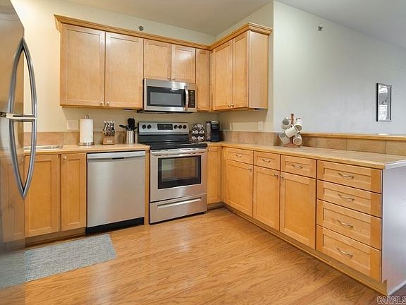4th image of 515 E Capitol Ave APT 202