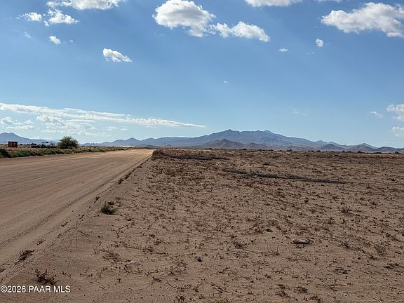 3rd image of 1488 Antares Rd