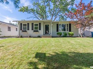 2529 Selkirk Rd, Springfield, IL 62702