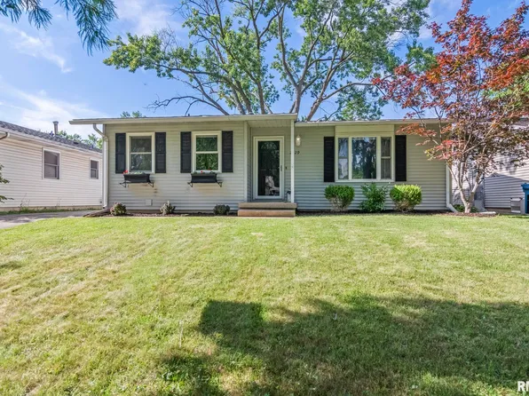 2529 Selkirk Rd, Springfield, IL 62702