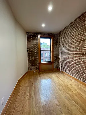 Rented by Douglas Elliman | media 23