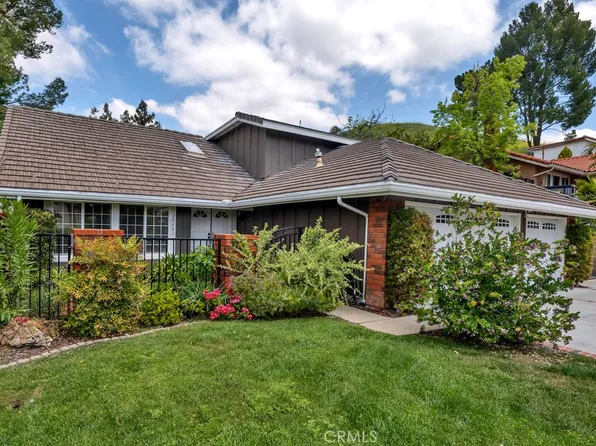28661 Acacia Glen St, Agoura Hills, CA 91301