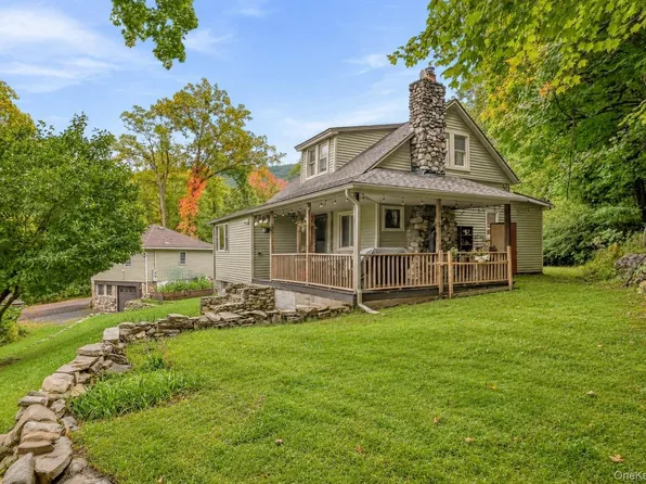 2 Iris Road, Cornwall, NY 12518