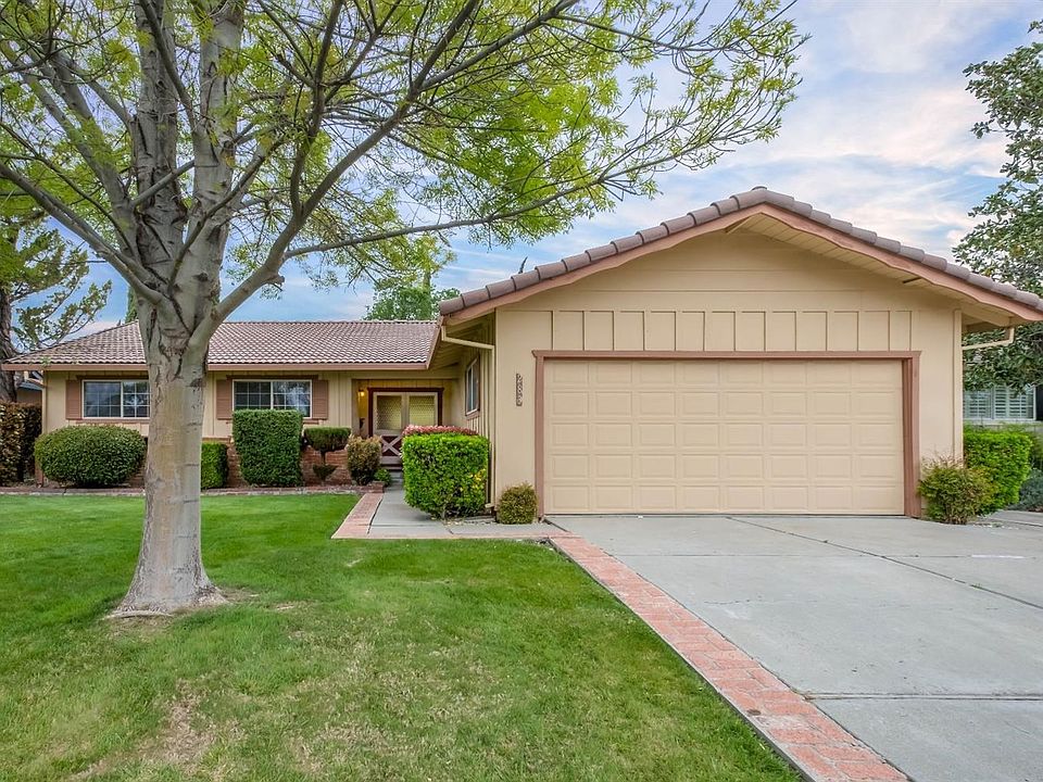1st image of 283 Laguna Dr