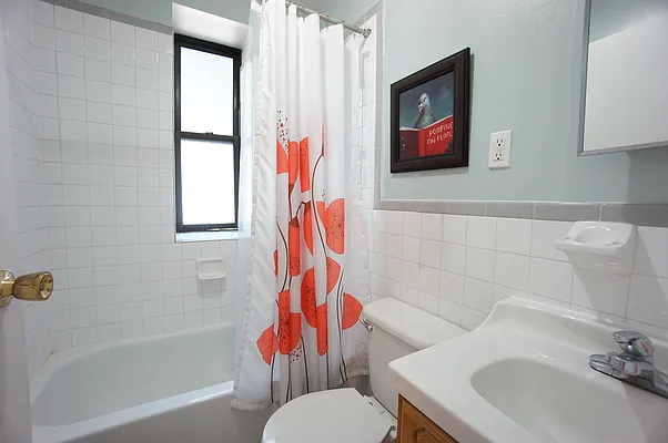 Rented by Compass | media 21