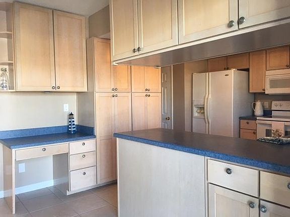 4th image of 425 Dove Ln #3-10