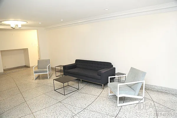 Rented by Ideal Properties Group | media 10