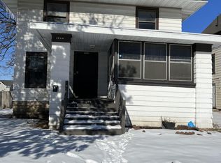 1600 B Ave NE, Cedar Rapids, IA 52402