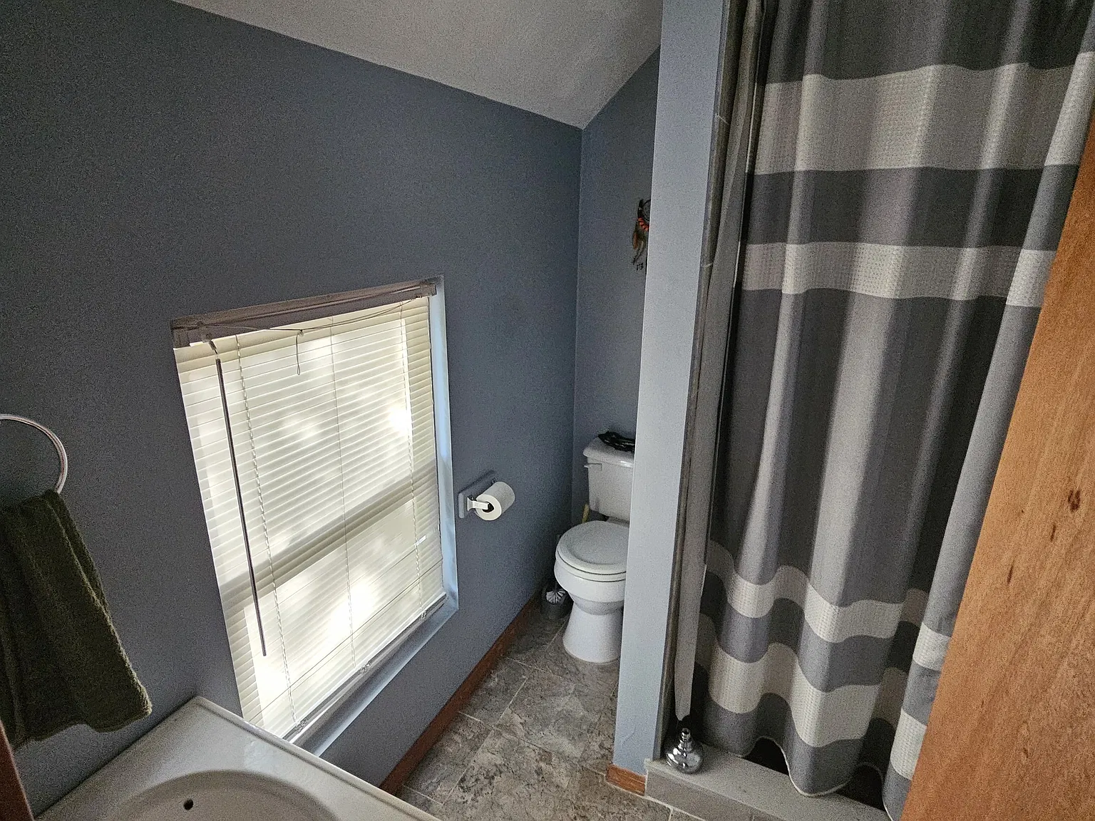 2 bed, 1000 sqft, $2,350 — Photo 4