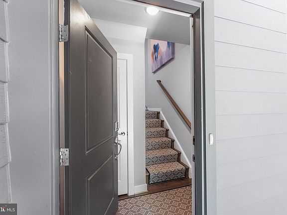 3rd image of 13363 Launders St
