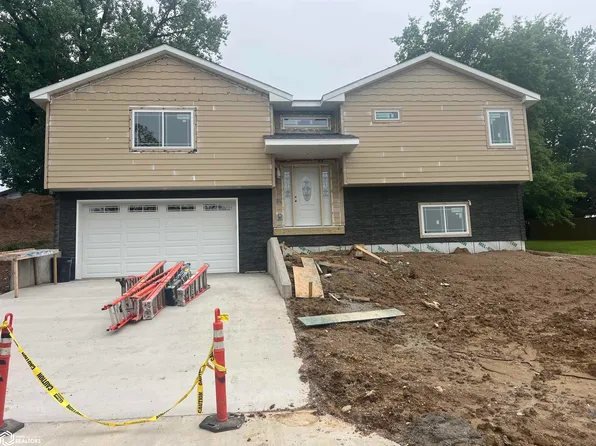 1114 N Jay St, Ottumwa, IA 52501