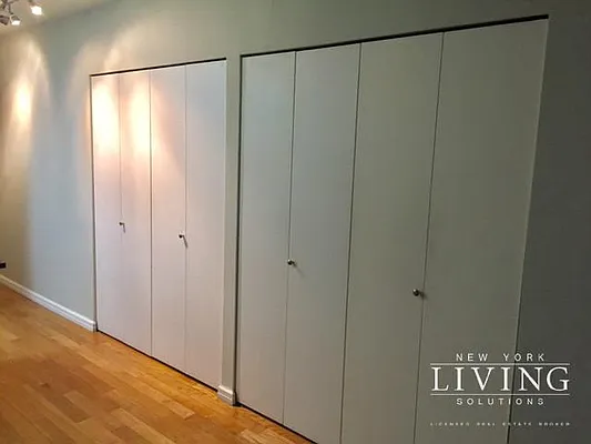 Rented by NY Living Solutions | media 25