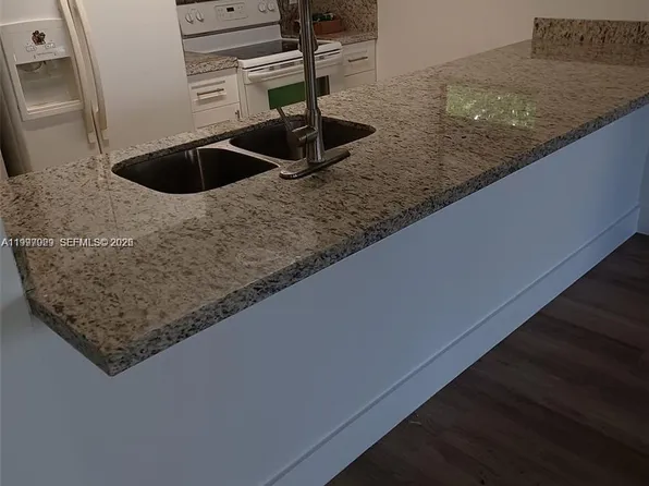 16220 NW 2nd Ave, Miami, FL