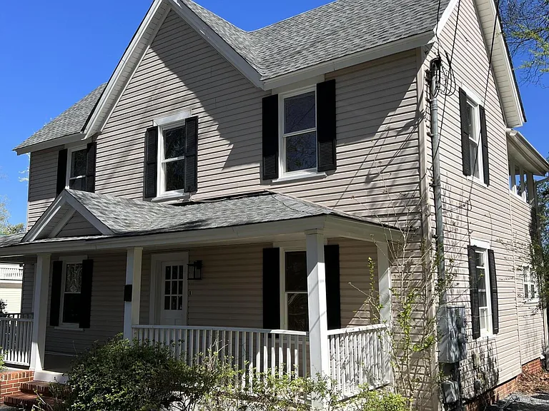 145 E Vermont Ave #B — Photo 12