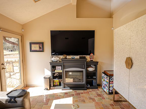 30th image of 4242 Pearl Valley Rd