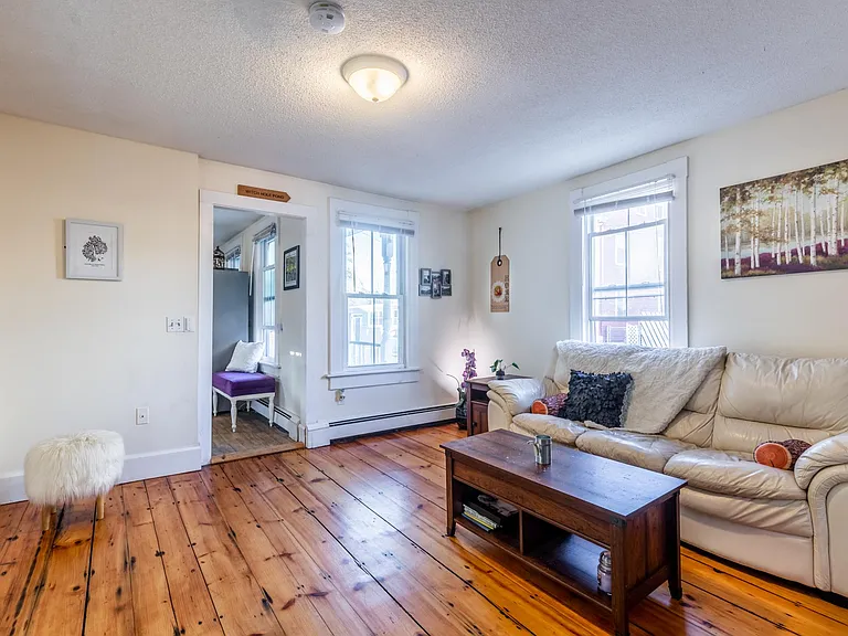 439 Islington St #1 — Photo 6