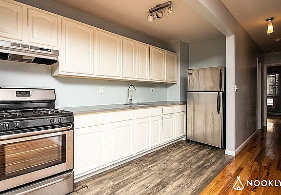 4th image of 968A Myrtle Ave APT 2