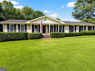 1900 Tara Cir, Douglasville, GA 30135