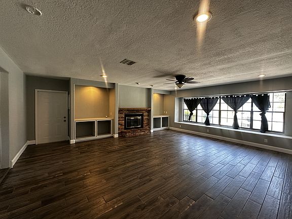 4th image of 5020 NE 7th St