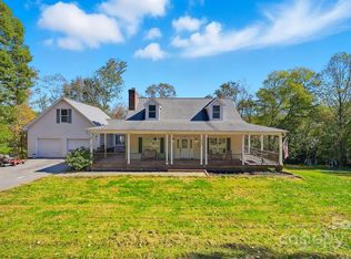 4820 29th Street Dr NE, Hickory, NC 28601