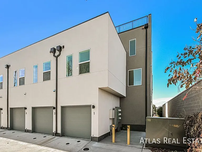 2640 S Delaware St #3 — Photo 19