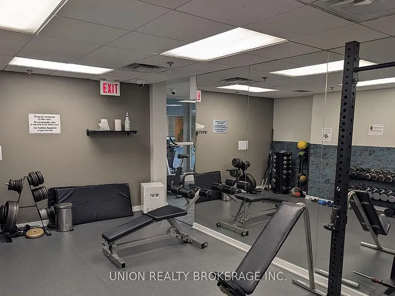 60 Homewood Ave #208 — Photo 42