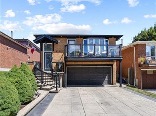 1363 Harmsworth Sq, Oakville, ON L6H3E7