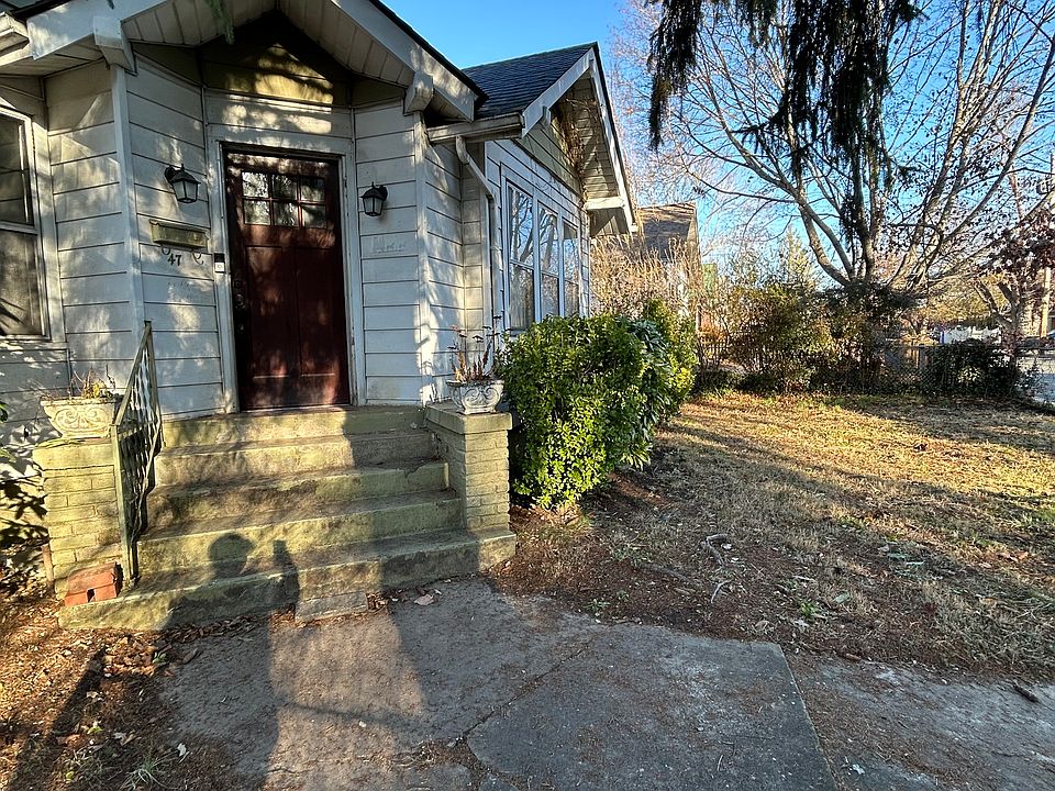 front of house, front yard
