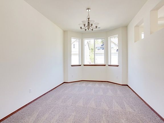 5th image of 6929 86th Ave NE
