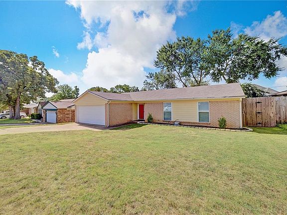 2nd image of 4806 French Wood Dr